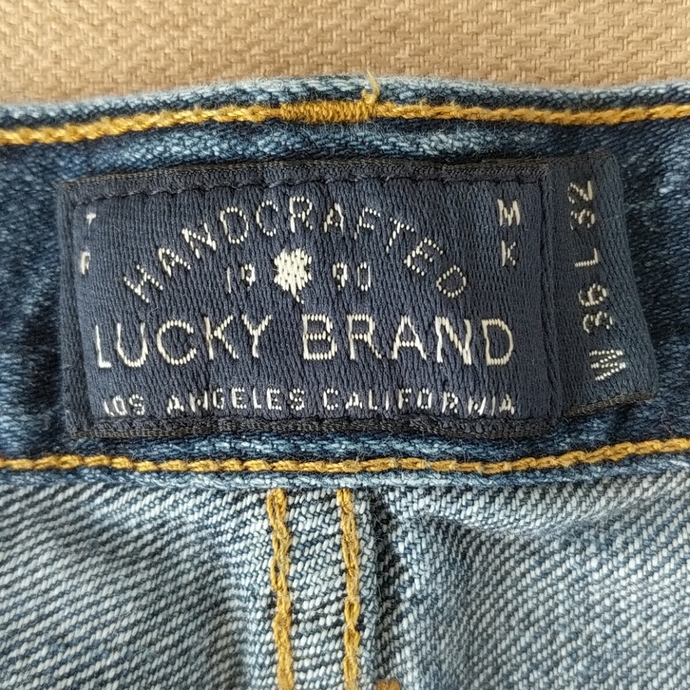 Lucky Jeans - Picture 3 of 6